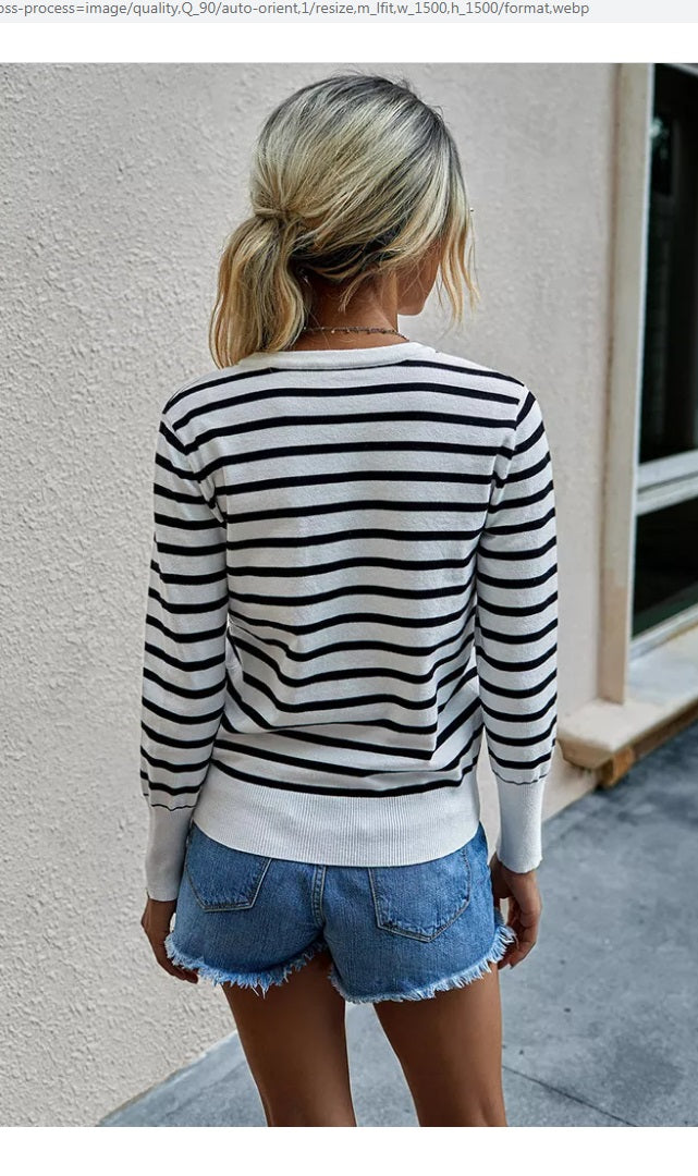 Black and White Stripe Knit Top