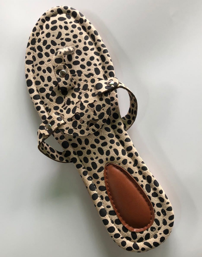 POP! Stock- Leopard Medallion Slip On