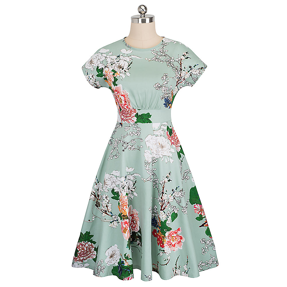 Vintage Green Floral Dress (Up to 2XL!)