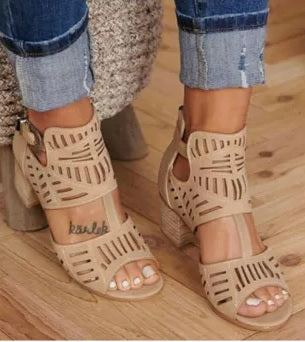 POP! Stock - Buckled Sandal Heel