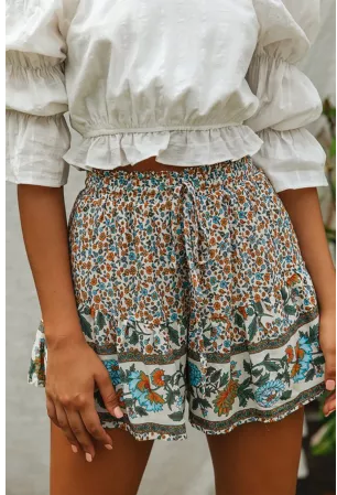 Boho Heidi Short- Pop Stock!