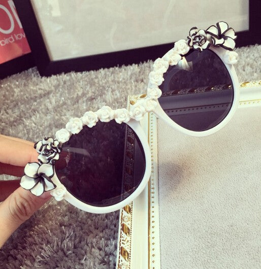 White Sands Sassy Glassy Sunglasses