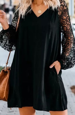 Black Lace V Neck Pocketed Dress
