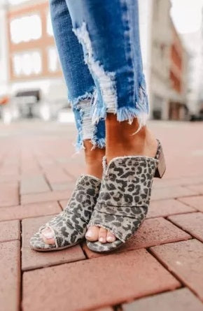 Leopard Print Midi Heel